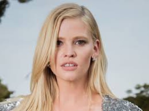 Lara Stone