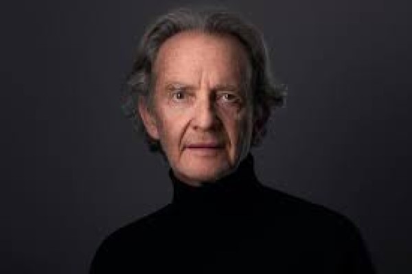 Anton Lesser