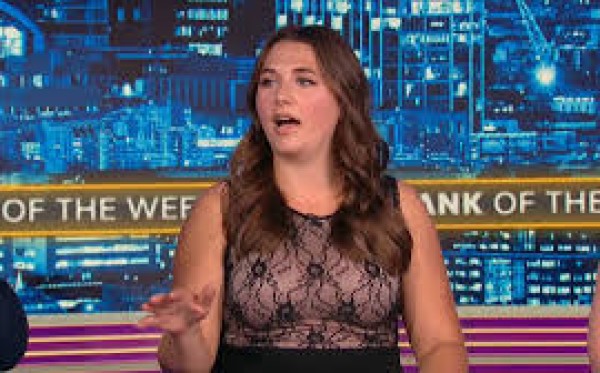 Chloe Dobbs