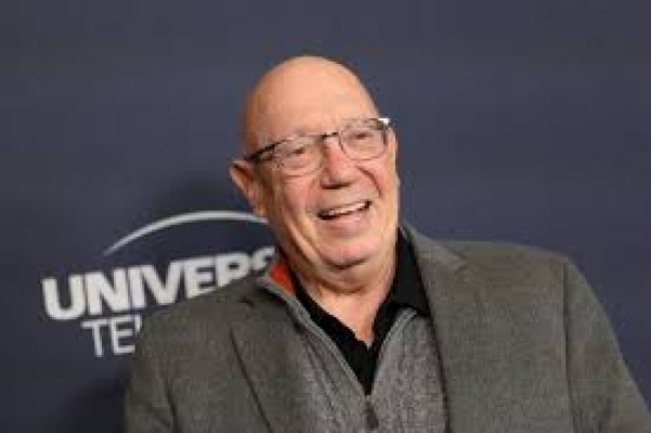 Dann Florek