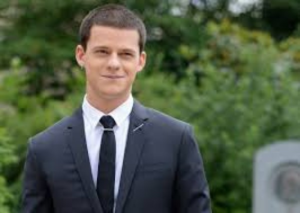Lucas Hedges